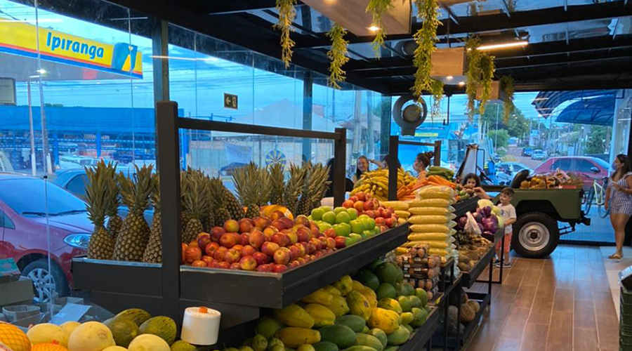 A variedade de frutas, verduras e legumes é um dos atrativos do negócio (Foto: Divulgação/Mercado do Bairro)